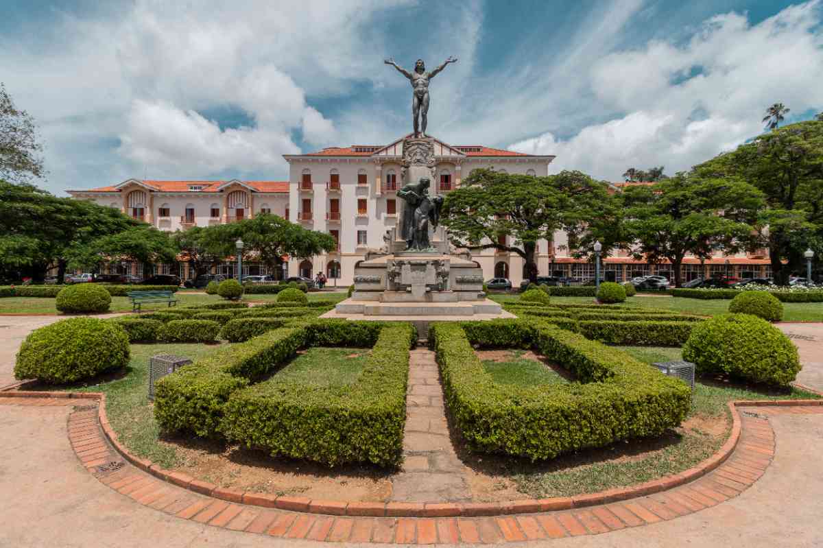 POÇOS DE CALDAS - MG