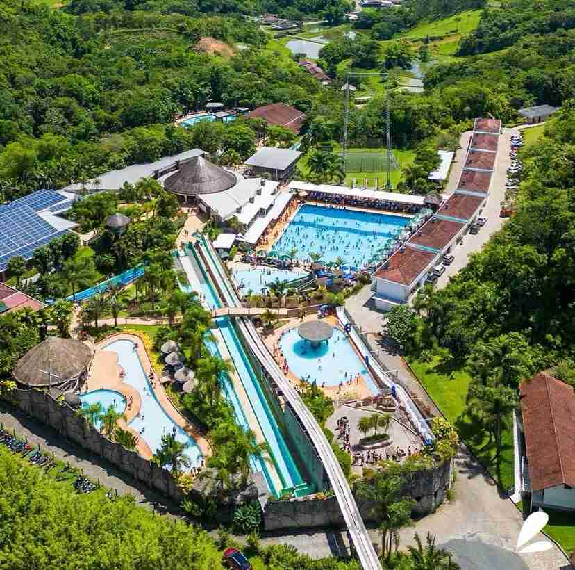 PARQUE AQUÁTICO CASCANÉIA