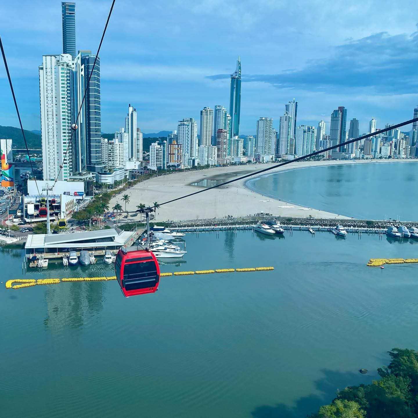 BALNEÁRIO CAMBORIÚ-SC