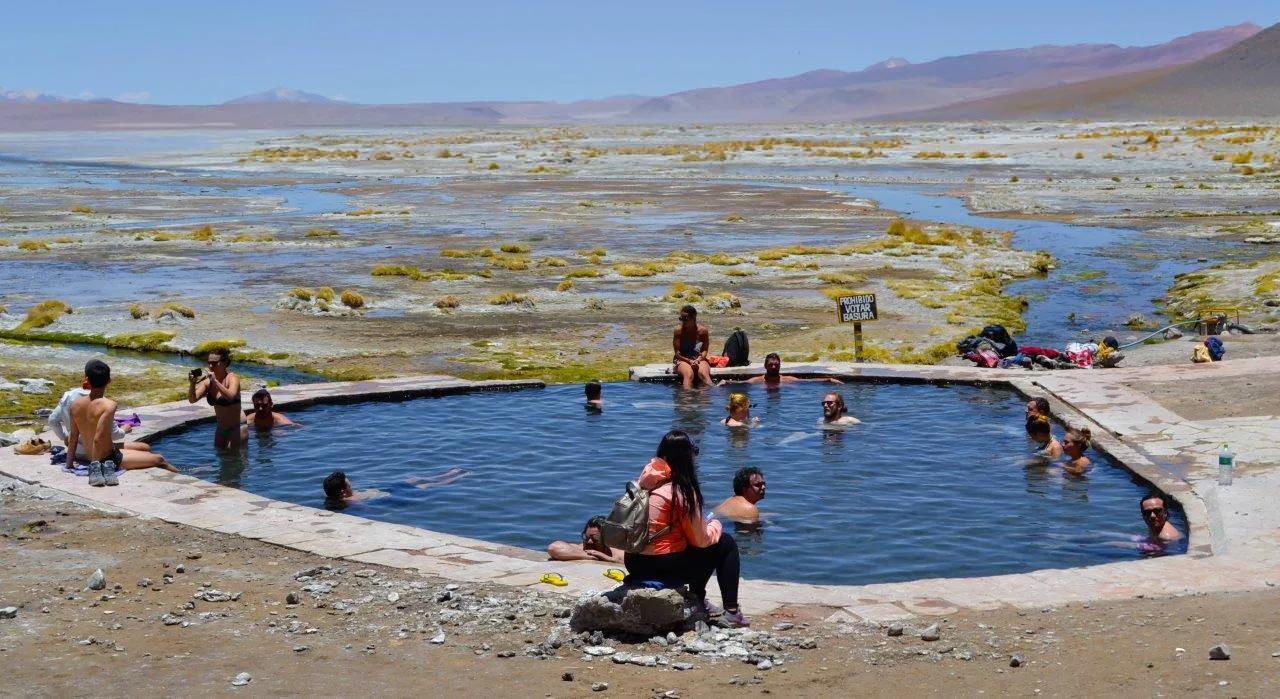 ATACAMA & SALAR DE UYUNI ATACAMA & SALAR DE UYUNI