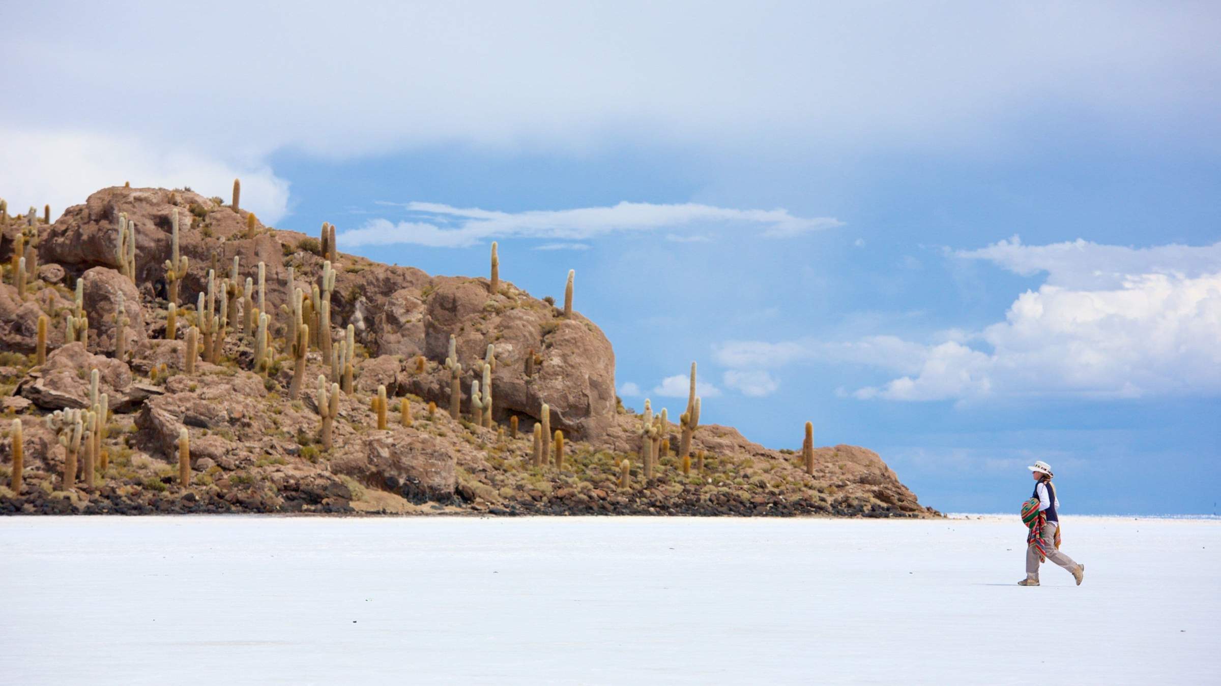 ATACAMA & SALAR DE UYUNI ATACAMA & SALAR DE UYUNI