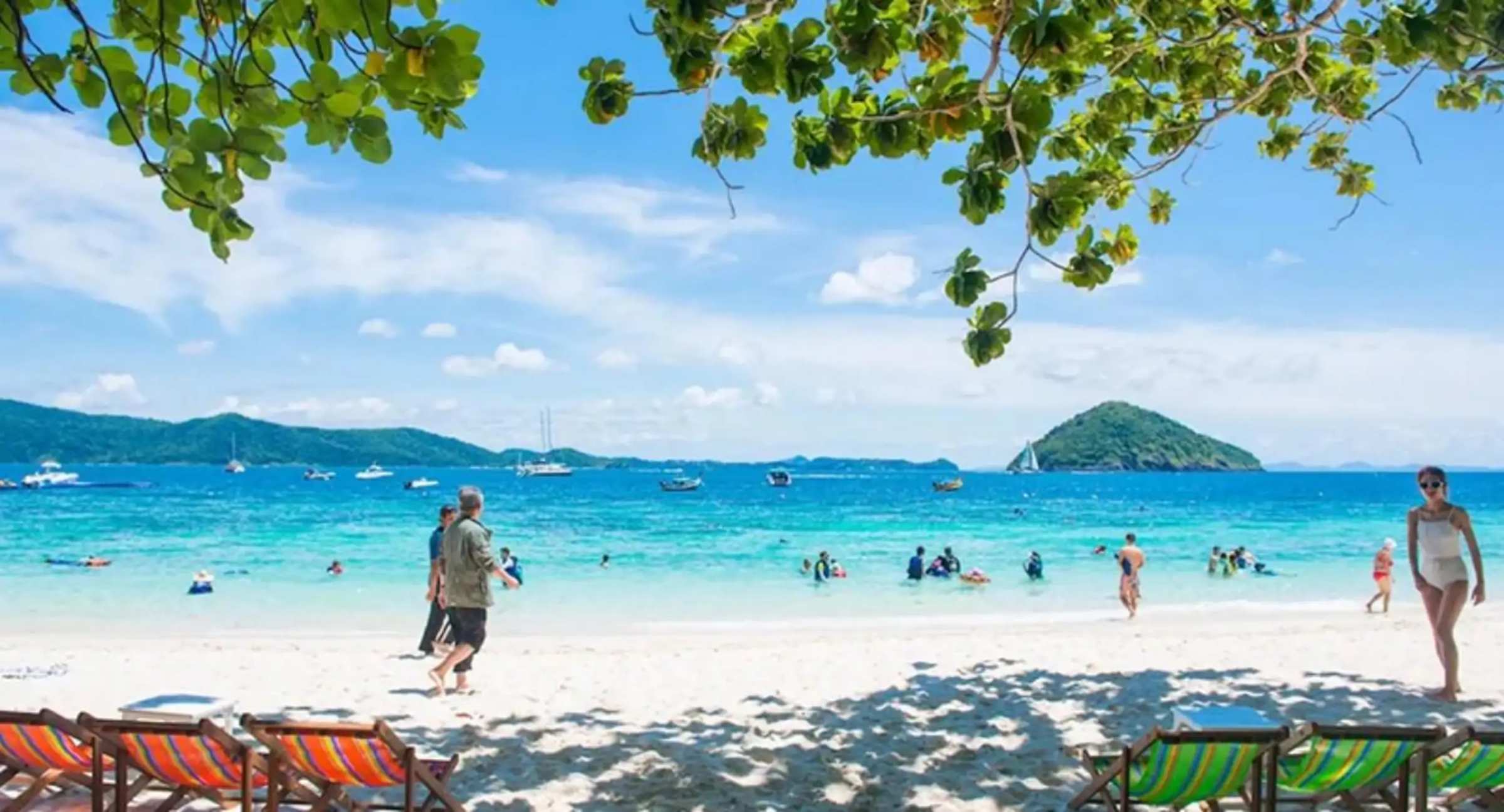 Tour Ilhas Coral e Racha com Catamarã de Luxo (PK028)