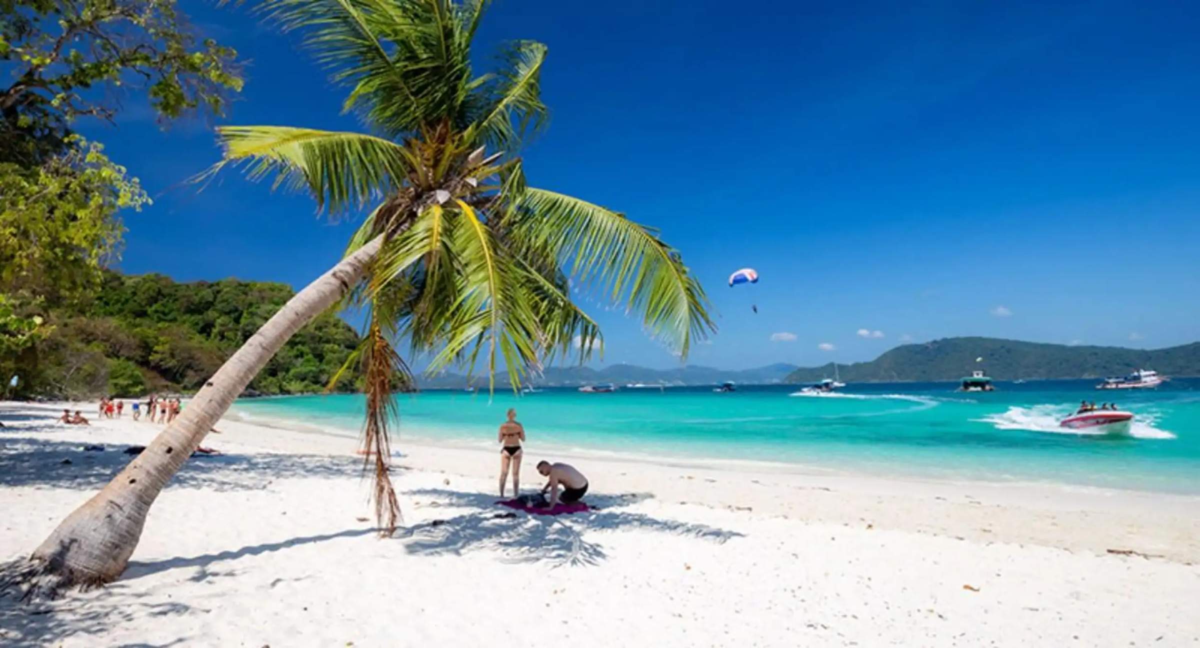 Tour Ilhas Coral e Racha com Catamarã de Luxo (PK028)
