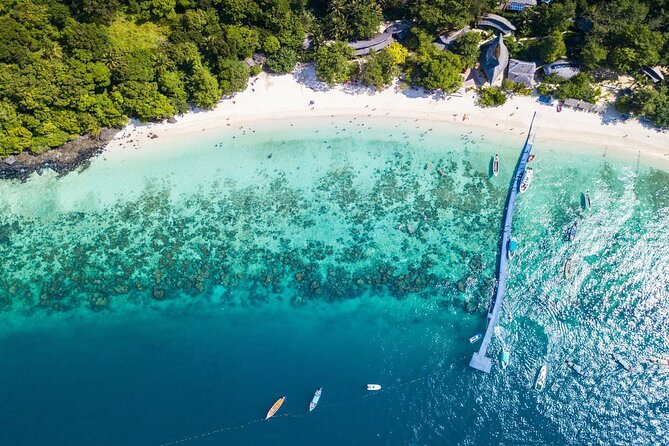 Tour Ilhas Coral e Racha embarque em Phuket (PK029)