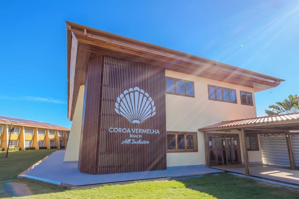 COROA VERMELHA BEACH MAIO