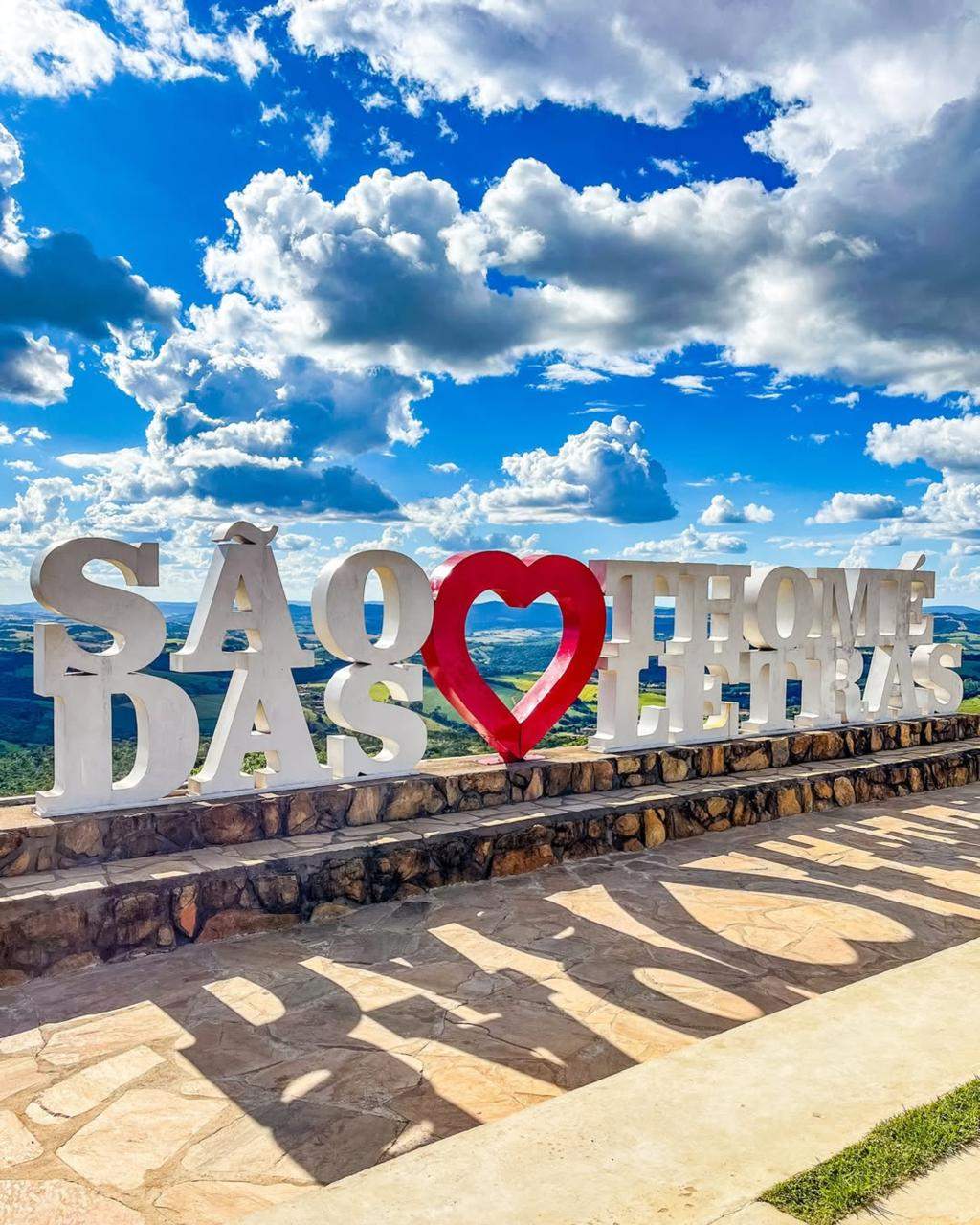 Carnaval em São Thomé das Letras Carnaval em São Thomé das Letras