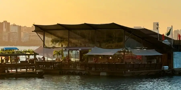 Restaurante Flutuante