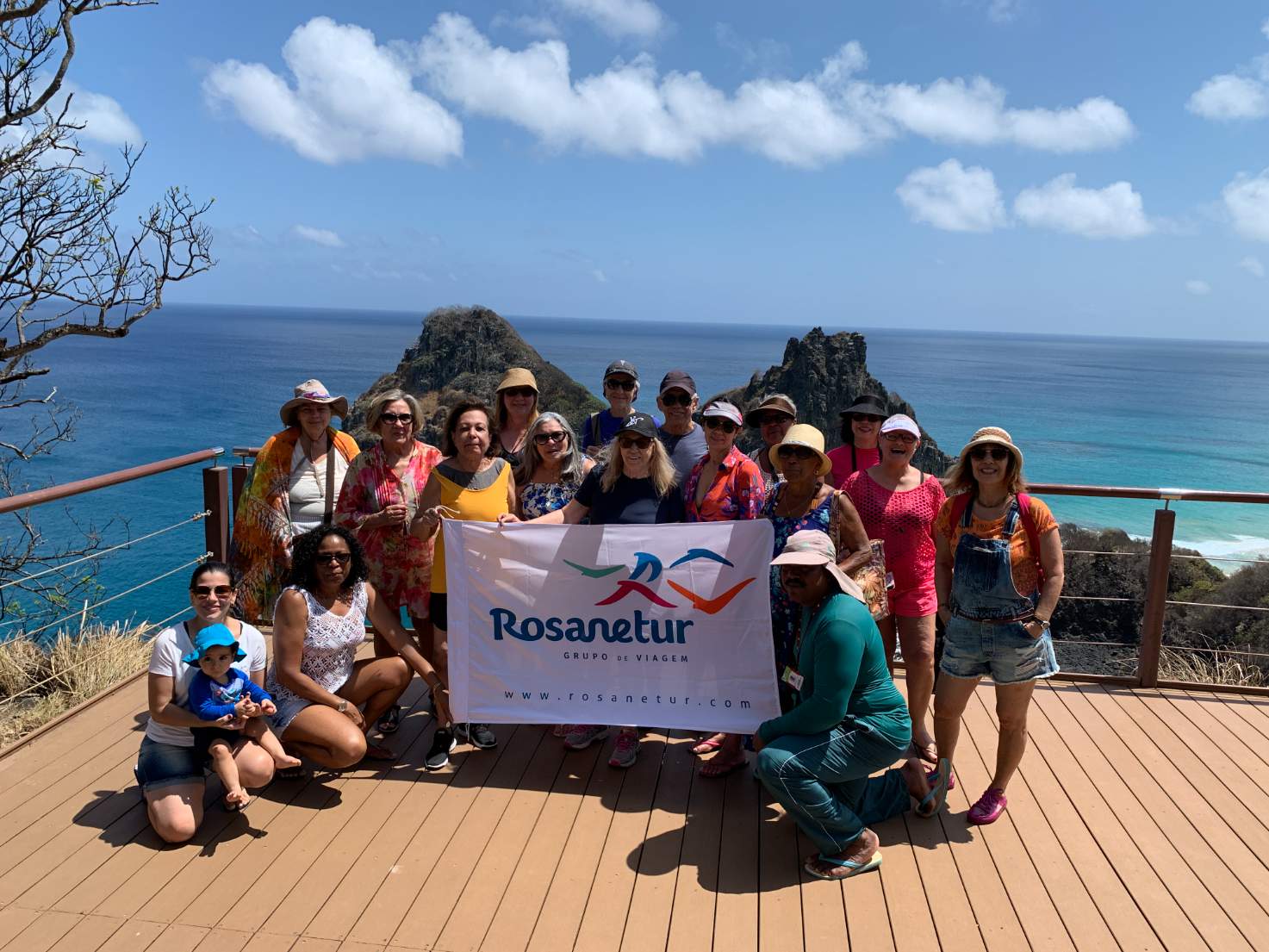 Grupo para Fernando de Noronha Grupo para Fernando de Noronha