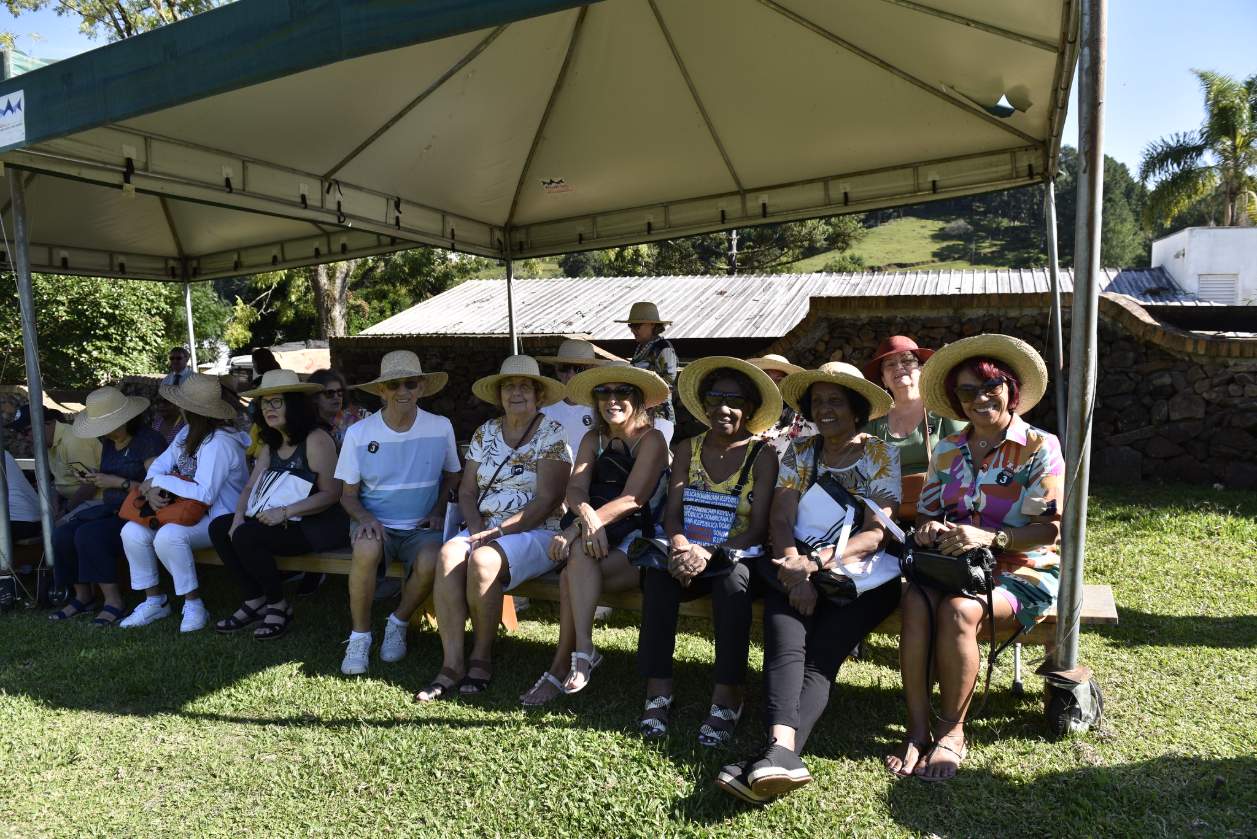 Grupo para o Carnaval em Bento Gonçalves RS Grupo para o Carnaval em Bento Gonçalves RS