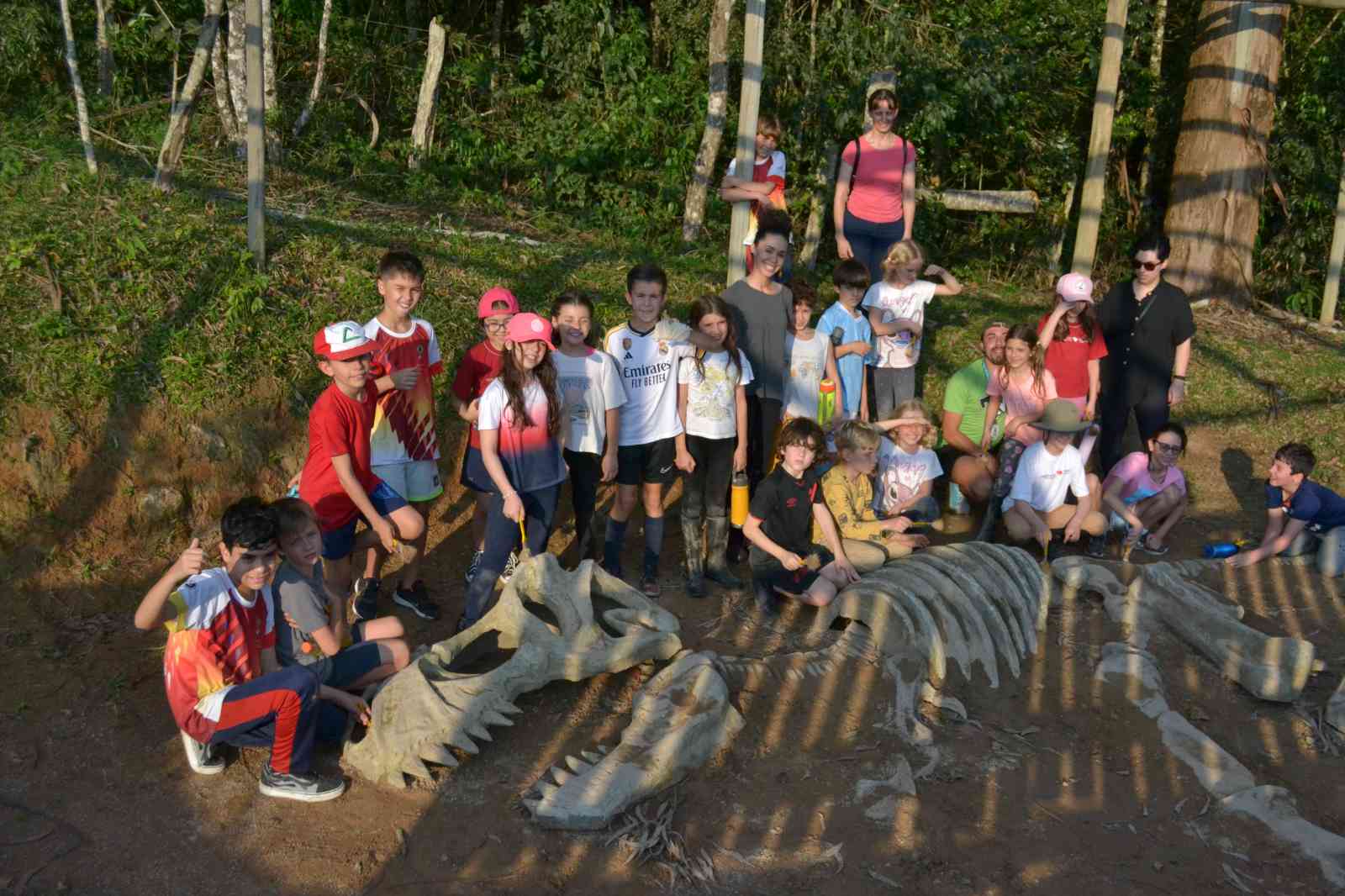 ESTDMJ - English Camp - Earth Project 4th year - 04/08